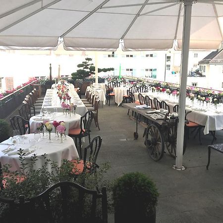 Hotel Weiss Kreuz Malans Екстериор снимка