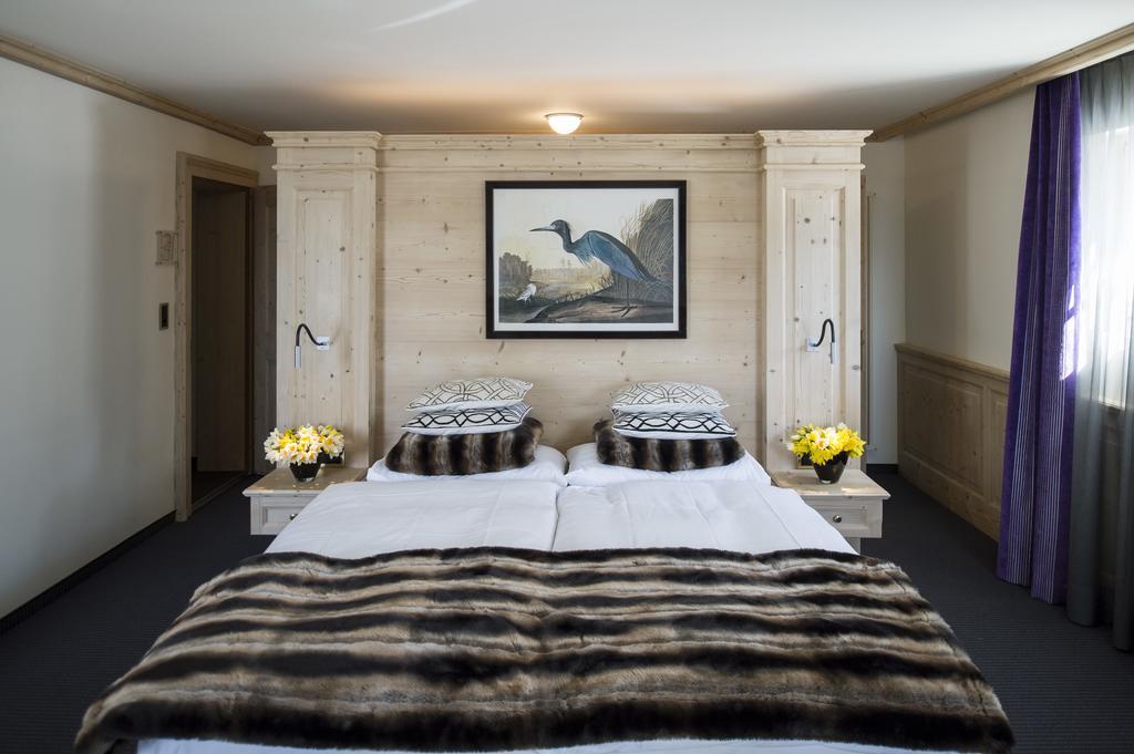 Hotel Weiss Kreuz Malans Стая снимка