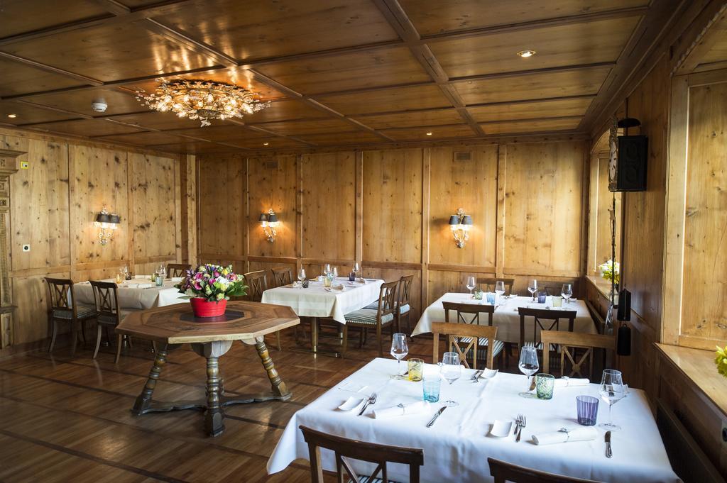 Hotel Weiss Kreuz Malans Екстериор снимка
