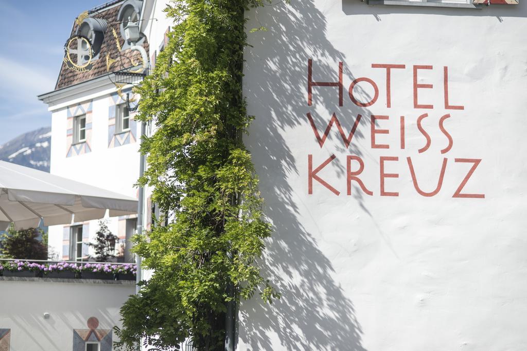 Hotel Weiss Kreuz Malans Екстериор снимка